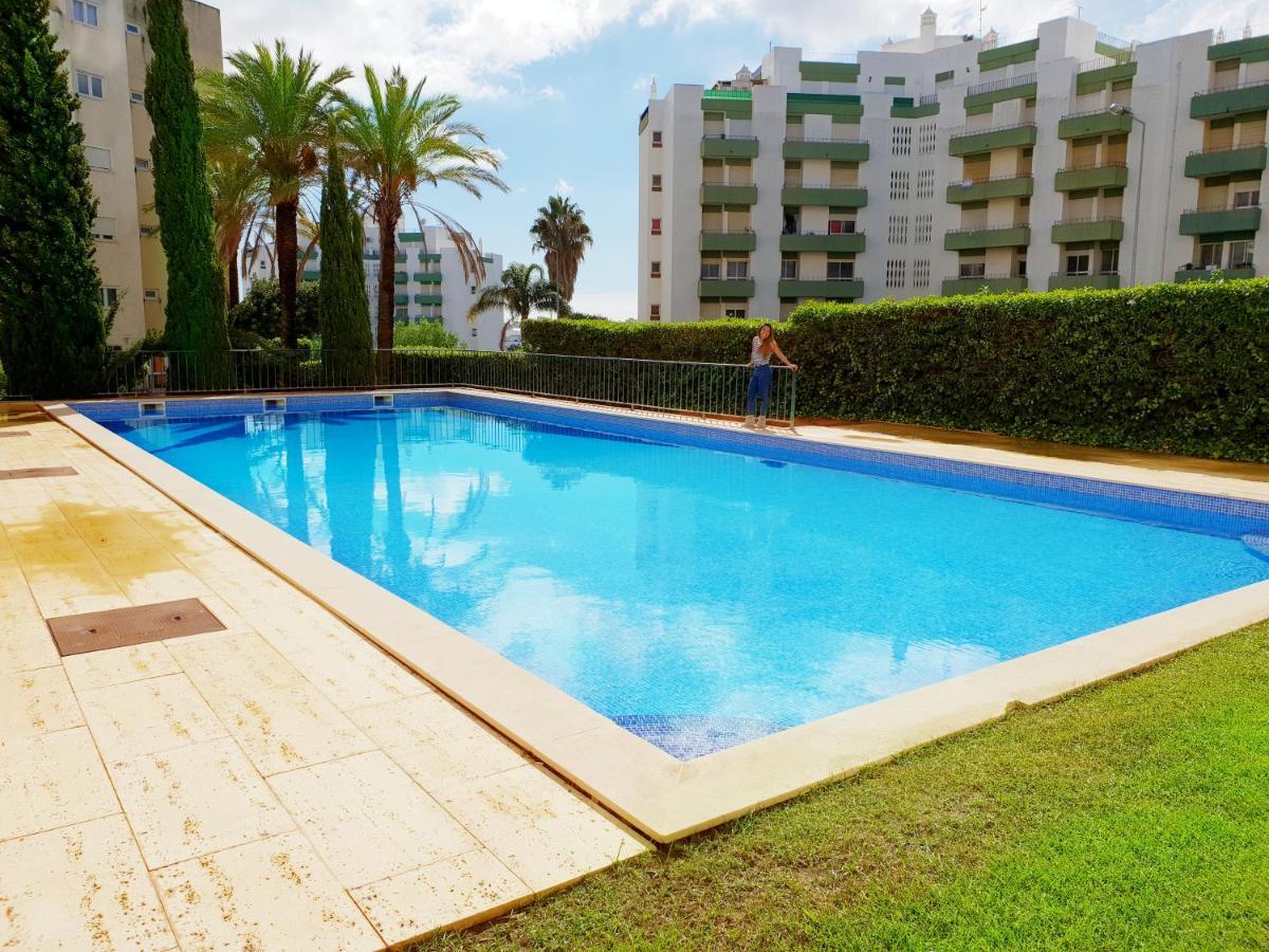 Gorgeous Apartment In Portimão Kültér fotó